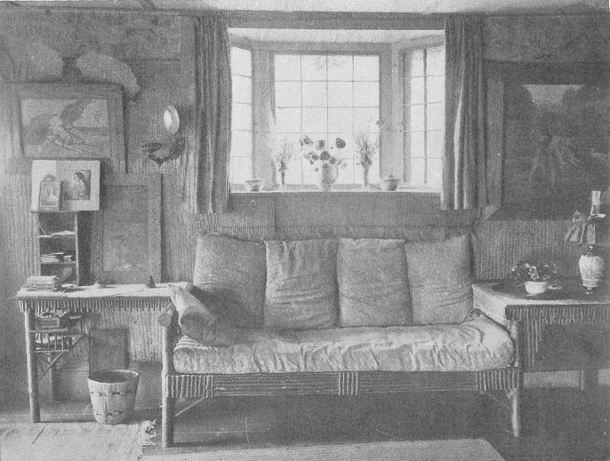 RUSTIC SOFA AND TABLES IN "PENNYROYAL" (IN MRS. BOUDINOT
KEITH'S COTTAGE, ONTEORA)