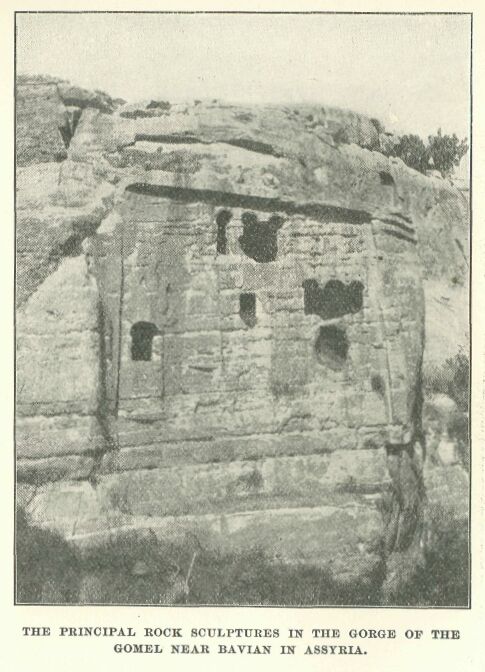 414.jpg the Principal Rock Sculptures in The Gorge of The
Gomel 
