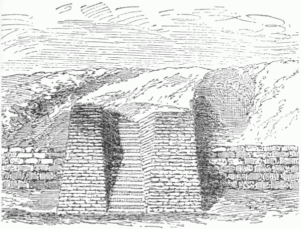 2.&mdash;TEMPLE OF &Ecirc;A AT ERIDHU (ABU-SHAHREIN). BACK-STAIRS.
(Hommel.)