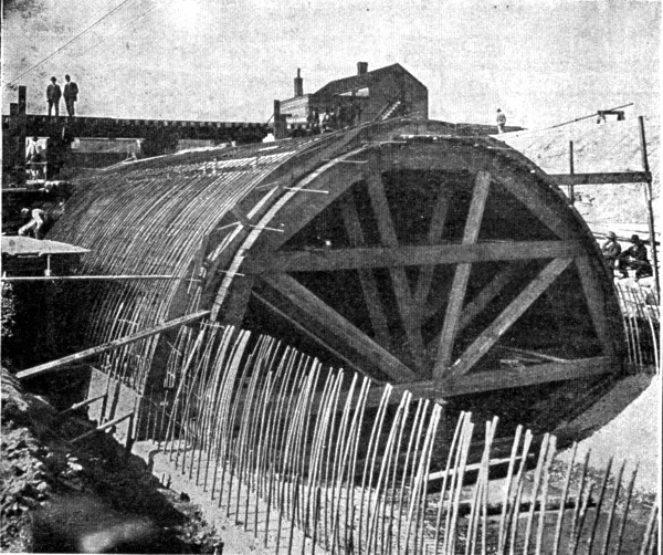 Fig. 262.&mdash;Center for Harlem Creek Sewer.