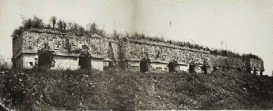 Palais Du Gouverneur, &agrave; Uxmal; fa&ccedil;ade principale.