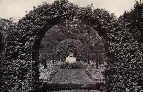 PLATE 118 "Green Court," Augusta, Ga. Mrs. H.&nbsp;P. Crowell