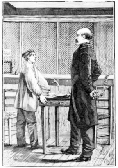 Il allait recevoir un ma�tre coup de pied lorsqu'un bruit
� la porte le fit retourner.