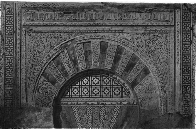 ORNAMENTACION DE UNA DE LAS PUERTAS DE LA CATEDRAL
(C�rdoba.)