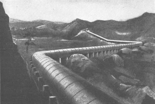 Part of the Los Angeles Aqueduct, California

This Aqueduct is 11 feet in diameter and carries water from Owens
River 246 miles to Los Angeles.