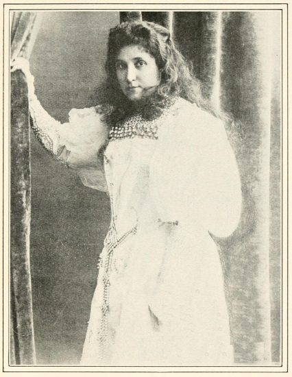 Photograph by Davis & Sanford.

Mme. Melba as Elizabeth in "Tannh�user."