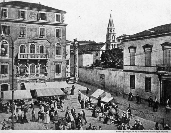ZARA&mdash;PIAZZA DELLE ERBE