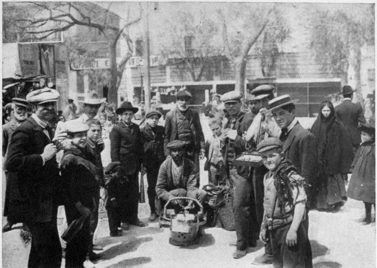 “Vendors of fried entrails ... squat beside their
baskets.”