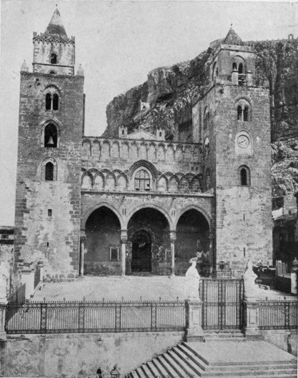 “One realizes how royally Roger fulfilled his vow in this
magnificent Cathedral.”