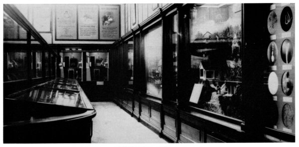 Figure 11.&mdash;Old public health exhibition.