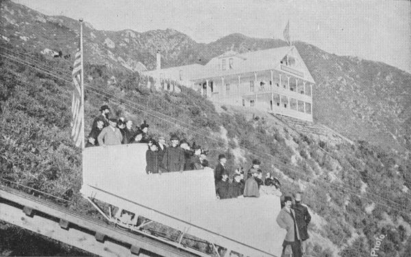 Echo Mountain Chalet and White Chariot on Great Cable
Incline.