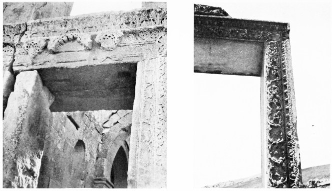 Fig. 222.&mdash;TOMARZA, WEST DOOR OF NAVE, CHURCH OF THE
PANAGIA.